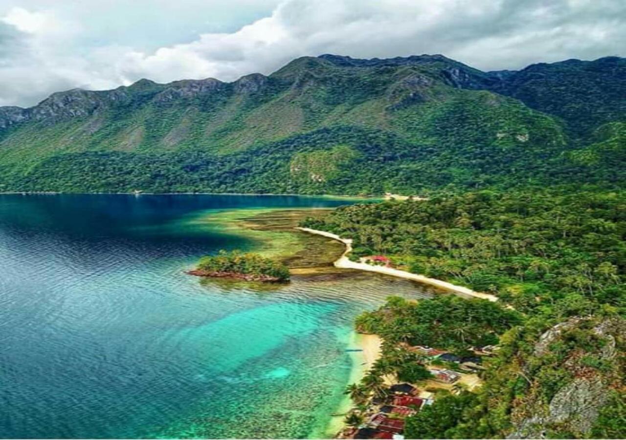 Nusa Nalan Beach Resort Rumah Olat Ngoại thất bức ảnh
