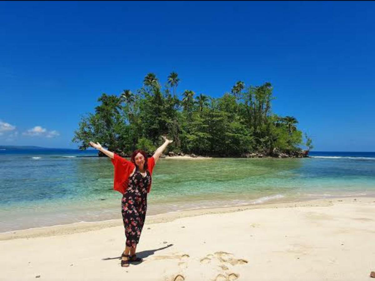 Nusa Nalan Beach Resort Rumah Olat Ngoại thất bức ảnh
